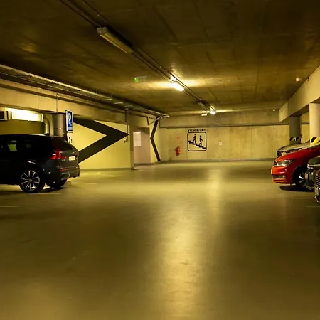 Lima - Free Parking, Near Center *